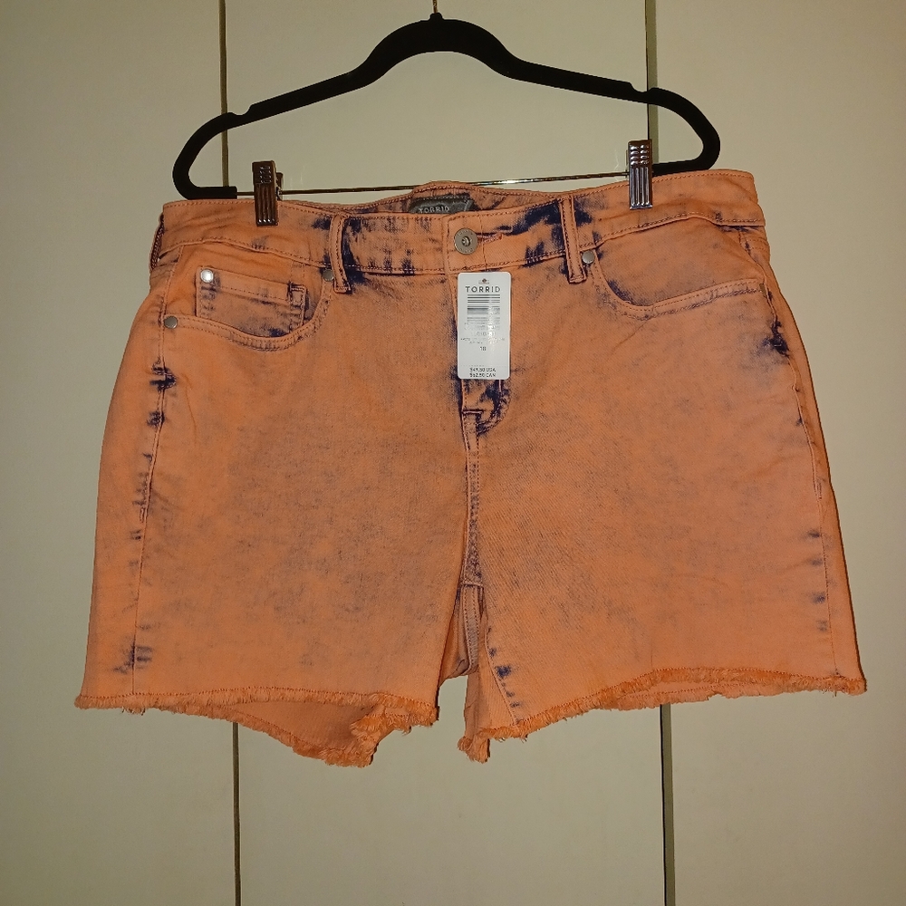 Torrid size 18 shorts fusion coral acid NWT